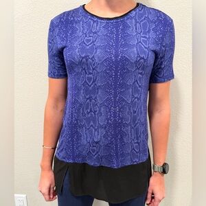 Elie Tahari Purple Snake Print Short Sleeve Top
